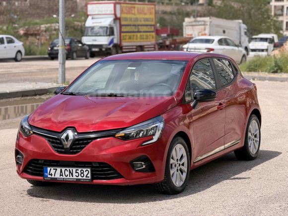 Sahibinden Renault Clio 1.0 TCe Touch 2023 Model 