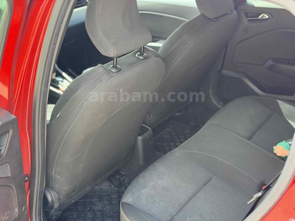 Sahibinden Renault Clio 1.0 TCe Touch 2023 Model 