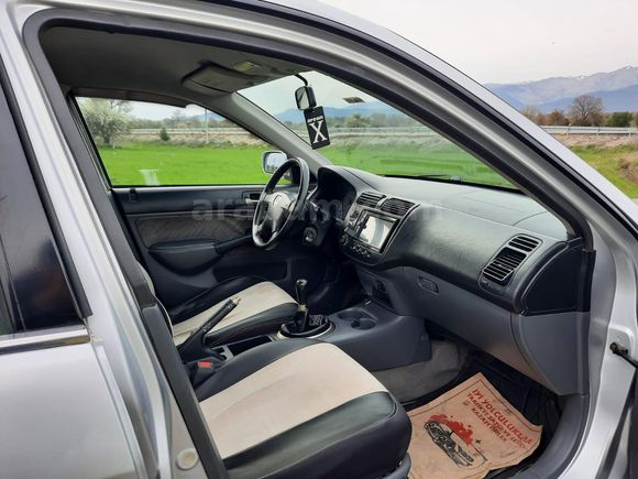 Sahibinden Honda Civic 1.6i VTEC ES 2001 Model