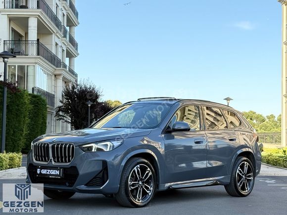 GEZGEN'DEN 2023 BMW X1 M SPORT+HEAD UP+TABA+CAM TAVAN+HAFIZA+FUL