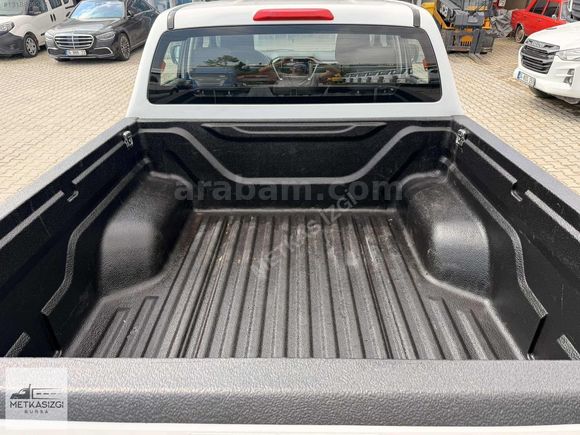 İZGİ'DEN 2022 MODEL 57 BİN KM'DE ISUZU D'MAX 1.9 4X4 MANUEL