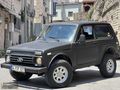 SİYAH KAPLAN ARAZİ EFSANESİ LADA NIVA 4x4 KAÇMAZ GÜZELLİK