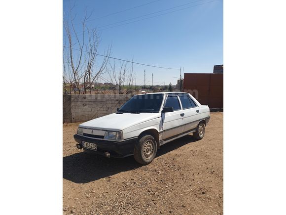 Sahibinden Renault R 9 1.4 Broadway GTE 1995 Model