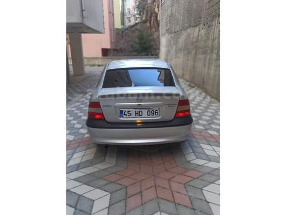 Sahibinden Opel Vectra 1.6 GL 1996 Model