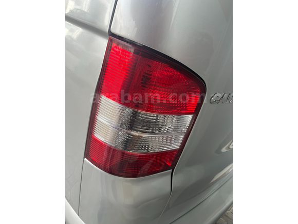VW CARAVELLE 2.5 TDI COMFORTLİNE OTOMATİK VİTES 9+1 172.000 KM