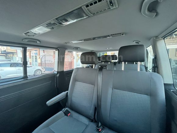VW CARAVELLE 2.5 TDI COMFORTLİNE OTOMATİK VİTES 9+1 172.000 KM