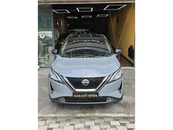 2023 MODEL NİSSAN QASHQAİ 1.3 DIG-T HYBRID 4x4 SKYPACK