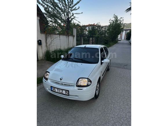 Sahibinden Renault Clio 1.4 2000 Model 