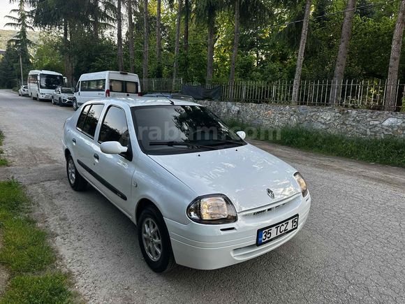 Sahibinden Renault Clio 1.4 2000 Model 
(Acil)