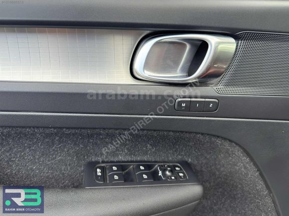 VOLVO XC40 4X4 MOMENTUM
