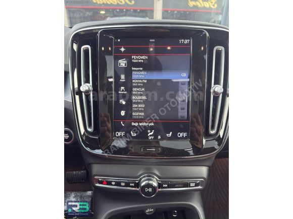 VOLVO XC40 4X4 MOMENTUM