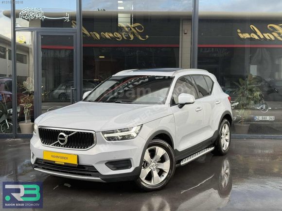 VOLVO XC40 4X4 MOMENTUM