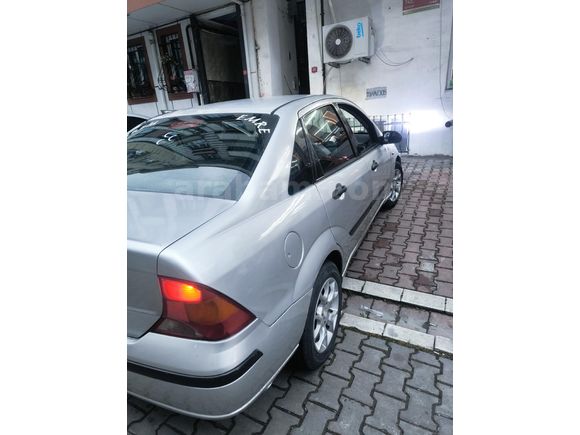 Sahibinden Ford Focus 1.4 Comfort 2005 Model