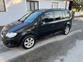 Volkswagen Touran 1.6 Function 2009 Model