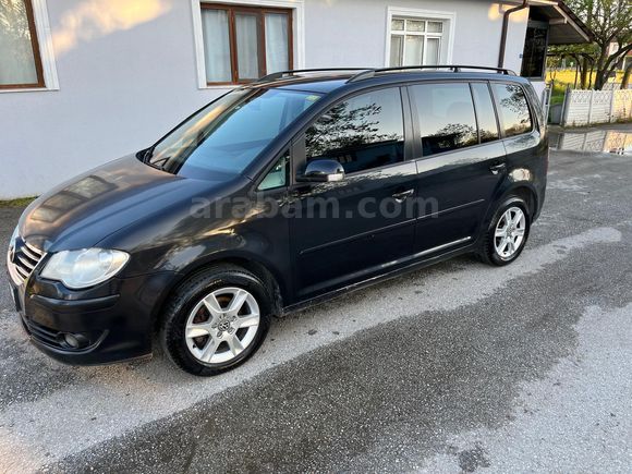 Volkswagen Touran 1.6 Function 2009 Model