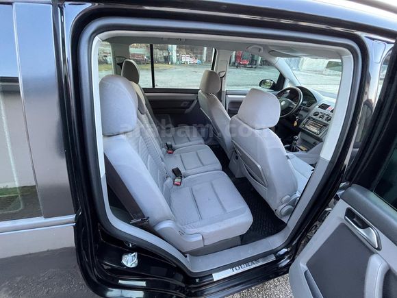 Volkswagen Touran 1.6 Function 2009 Model