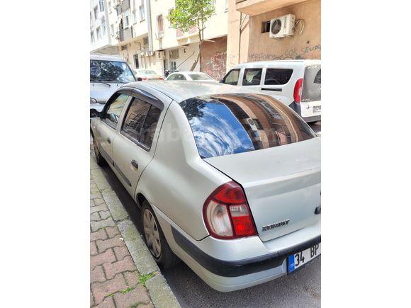 Sahibinden Renault Clio 1.4 Authentique 2005 Model