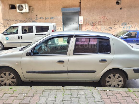 Sahibinden Renault Clio 1.4 Authentique 2005 Model