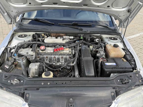 Galeriden Renault Laguna 2.0 RXE 1996 Model Kars