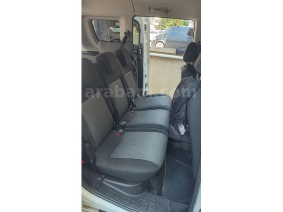 otomobil ruhsatlı Sahibinden Fiat Doblo Combi 1.3 Multijet Easy 2018 aile aracı ve çok temiz masrafsız