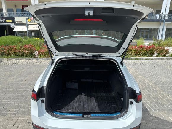 Sahibinden Volkswagen Passat 204 Beygir e-HYBRID 2025 Model 