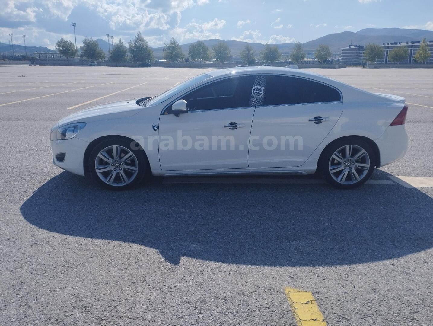 Sahibinden Volvo S60 1.6 D Advance 2012 Model Konya 297.500 km Beyaz 3