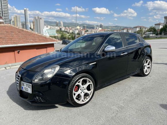 Sahibinden Alfa Romeo Giulietta 1.4 TB MultiAir Distinctive 2012 Model 