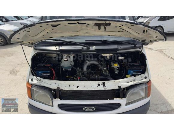 KARDEŞLER OTOMOTİV DEN 5+1 FORT TRANSİT