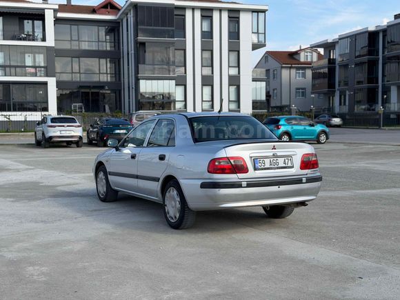 Sahibinden Mitsubishi Carisma 1.6 Classic 2001 Model 
