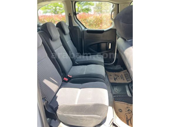 ANL MOTORS'DAN 1.5 PARÇA BOYALI ORJİNAL BERLİNGO