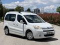 ANL MOTORS'DAN 1.5 PARÇA BOYALI ORJİNAL BERLİNGO