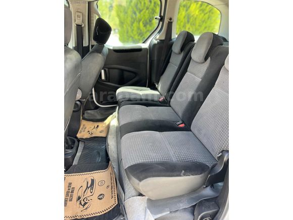 ANL MOTORS'DAN 1.5 PARÇA BOYALI ORJİNAL BERLİNGO