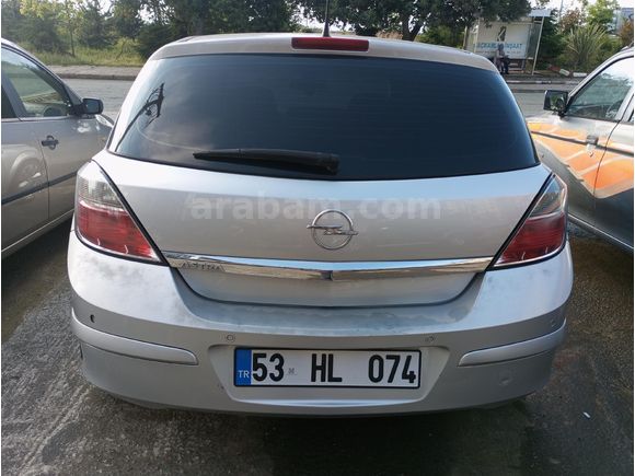 FUL ORJİNAL OPEL ASTRA 1.4 Enjoy 2011 Model Rize