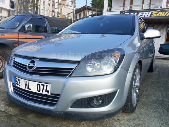 FUL ORJİNAL OPEL ASTRA 1.4 Enjoy 2011 Model Rize
