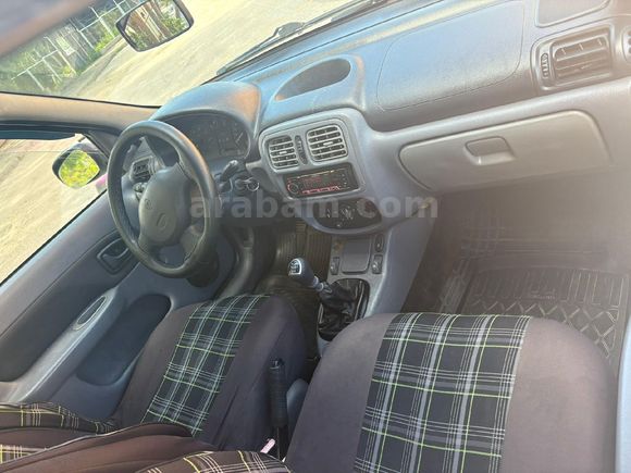Sahibinden Renault Clio 1.4 RNA 2000 Model Ankara