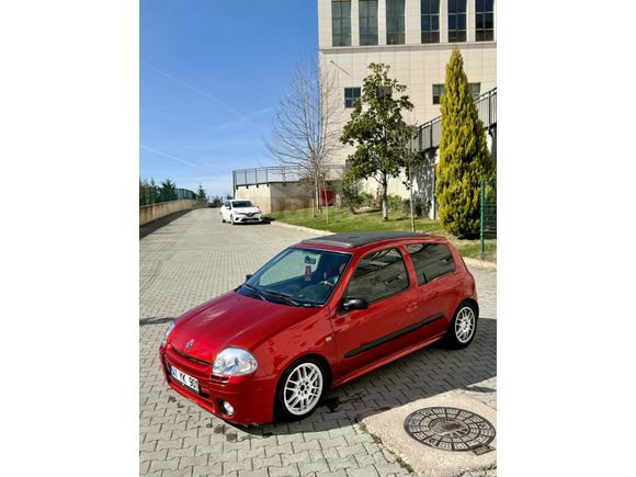 Sahibinden Renault Clio 1.6 RXT 2000 Model 
