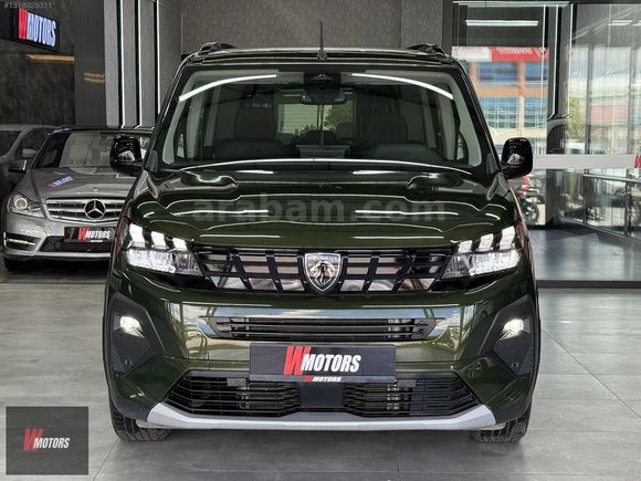 HATASIZ BOYASIZ 2025 MODEL PEUGEOT RİFTER GT PAKET CAM TAVANLI