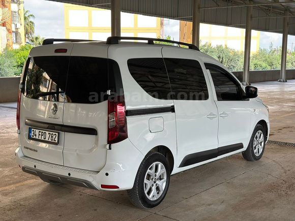 2022 KANGOO EXPRESS TOUCH - HATASIZ - TAMAMINA KREDİ İMKANI