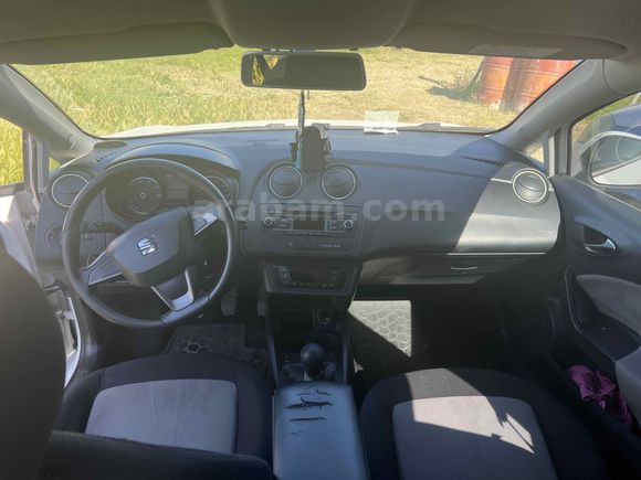 Sahibinden Seat Ibiza 1.4 Style 2014 Model 