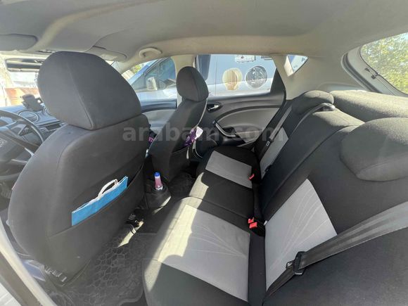Sahibinden Seat Ibiza 1.4 Style 2014 Model 