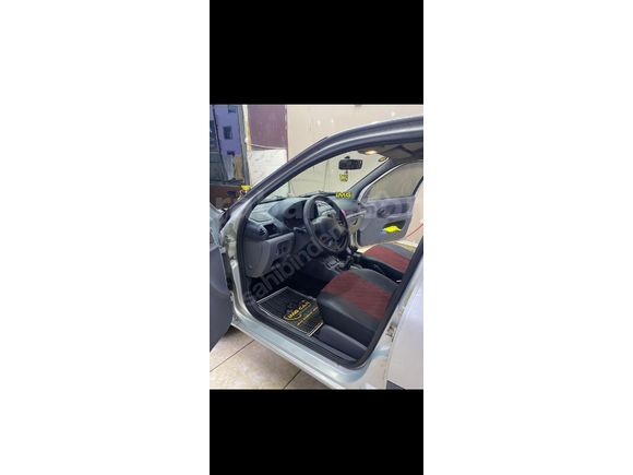 Sahibinden Renault Clio 1.4 RNA 2001 Model