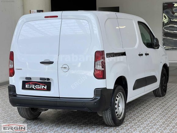 ***2024 OPEL COMBO 1.5 D ULTİMATE XL 2+1 62 BİNDE***