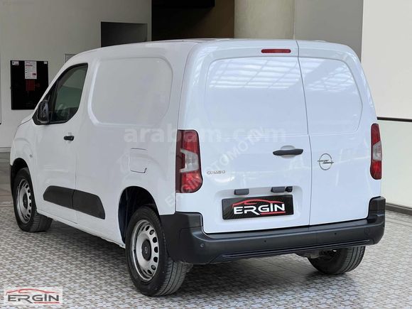 ***2024 OPEL COMBO 1.5 D ULTİMATE XL 2+1 62 BİNDE***
