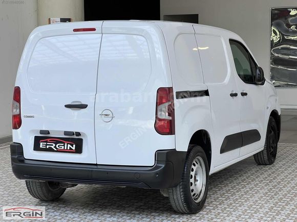 ***2024 OPEL COMBO 1.5 D ULTİMATE XL 2+1 62 BİNDE***