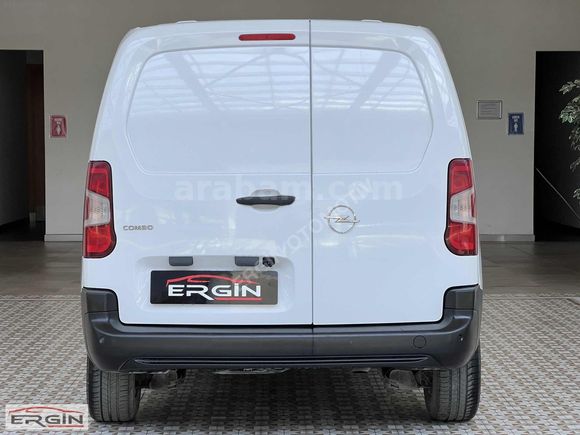 ***2024 OPEL COMBO 1.5 D ULTİMATE XL 2+1 62 BİNDE***