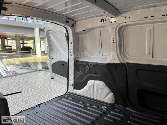***2024 OPEL COMBO 1.5 D ULTİMATE XL 2+1 62 BİNDE***