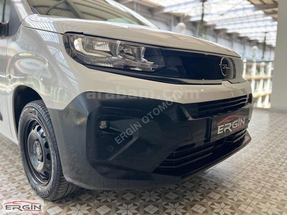 ***2024 OPEL COMBO 1.5 D ULTİMATE XL 2+1 62 BİNDE***