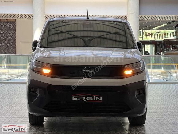 ***2024 OPEL COMBO 1.5 D ULTİMATE XL 2+1 62 BİNDE***