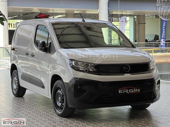 ***2024 OPEL COMBO 1.5 D ULTİMATE XL 2+1 62 BİNDE***