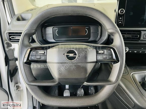 ***2024 OPEL COMBO 1.5 D ULTİMATE XL 2+1 62 BİNDE***